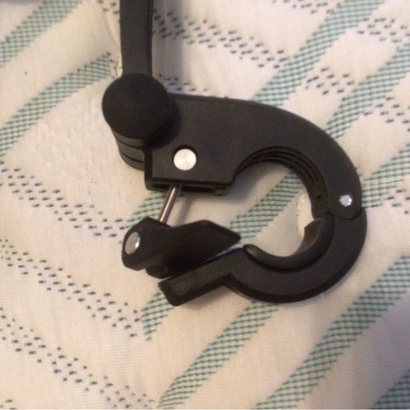 Peacham Motorcycle/Bicycle Phone Holder - Picture 8 of 8